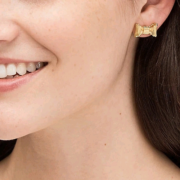 NEW Kate Spade All Wrapped Up Bow Studs in Gold - Picture 4 of 11